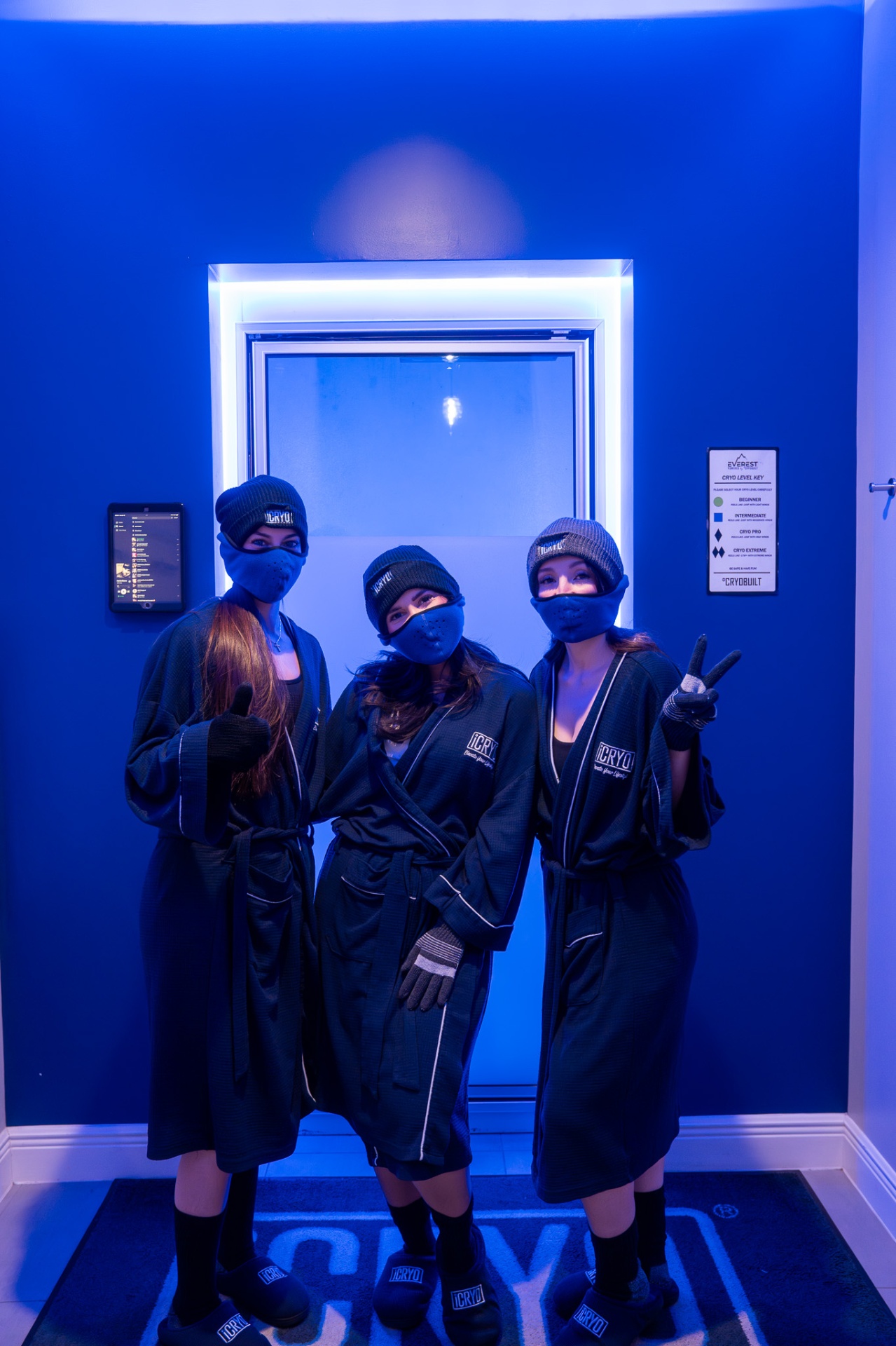 iCRYO Grosse Pointe guests in cryo robes ready for their session